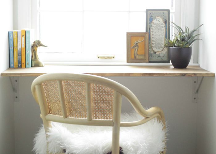 Simple floating wall mounted desk