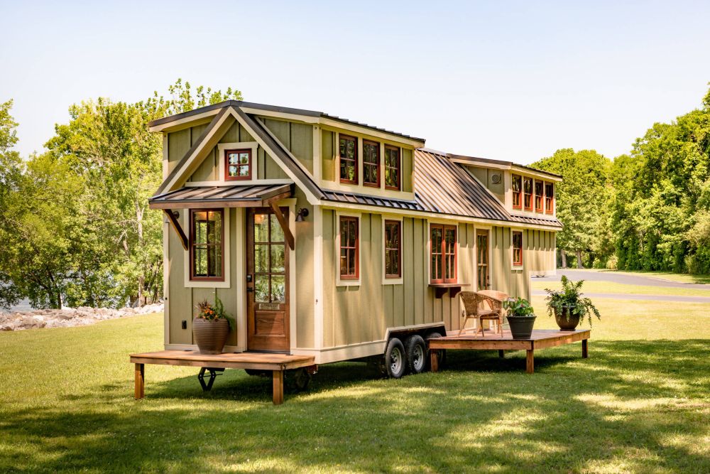 12 Best House Colors For Your Tiny House’s Exterior