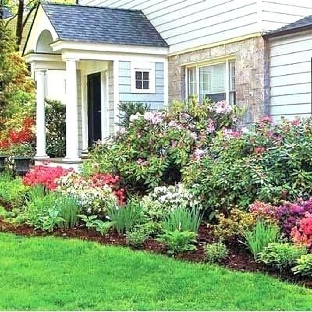 Что посадить в палисаднике перед домом фото: Как красиво посадить цветы .